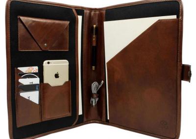 folde rudas Odinis dokumentu bloknotu nesiojamo kompiuterio macbook air popieriu A4 plancetes deklas papke imaute is naturalios odos gaminai kaledines gimtadienio jubiliejaus prabangios brangios verslo partneriams dovanos vyrui vyrams teciui sunui 145