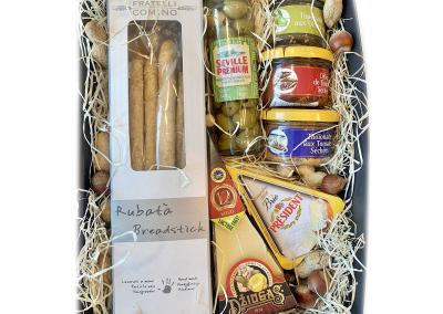 valgomos dovanos i namus kaledoms gimtadienio proga mamos dienos tevo  sesei mamai mociutei zmonai senelei tetai geriausiai draugei vyriskas vyrui vyrams broliui teciui senelui vaikinui draugui pazistamui