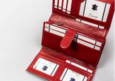 PIERRE CARDIN odine  moteriska  pinigine is odos moterims tikra oda Paryzius brandine originali italiska oda dovana zmonai merginai panelei mamai su inicialais personalizuota